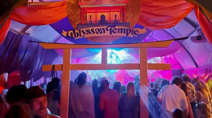 stage landjuweel polysson temple