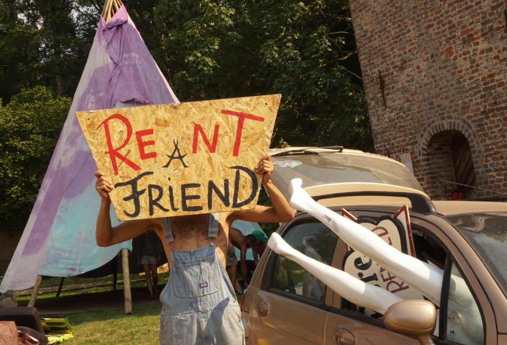 Rent a Friend. A free desk for people who want to connect with strangers.